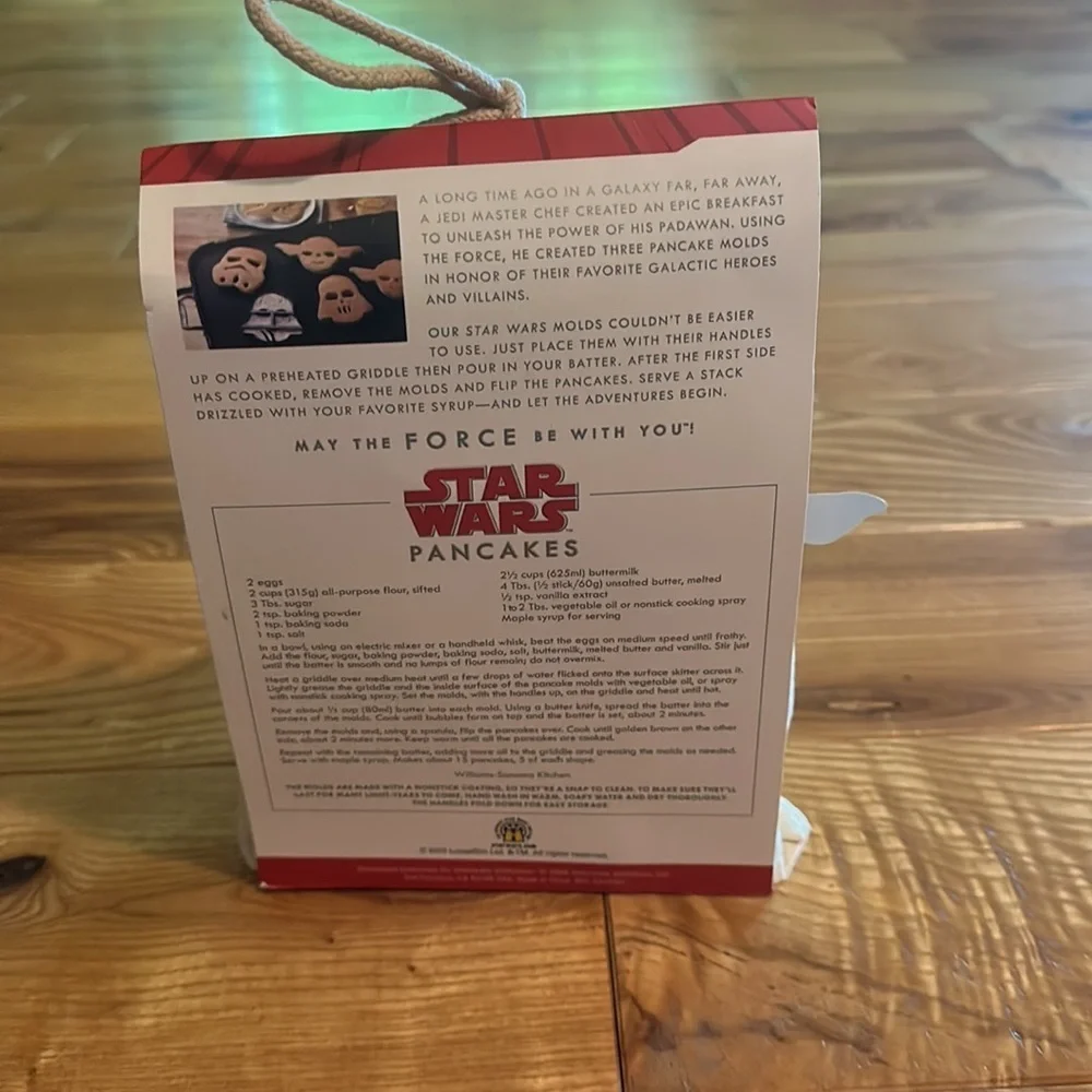 Williams Sonoma Star Wars Pancake Molds, New!
